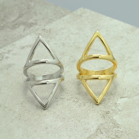 5 for $25 Geometric Triangle Shape Ring - Picture 6 of 7